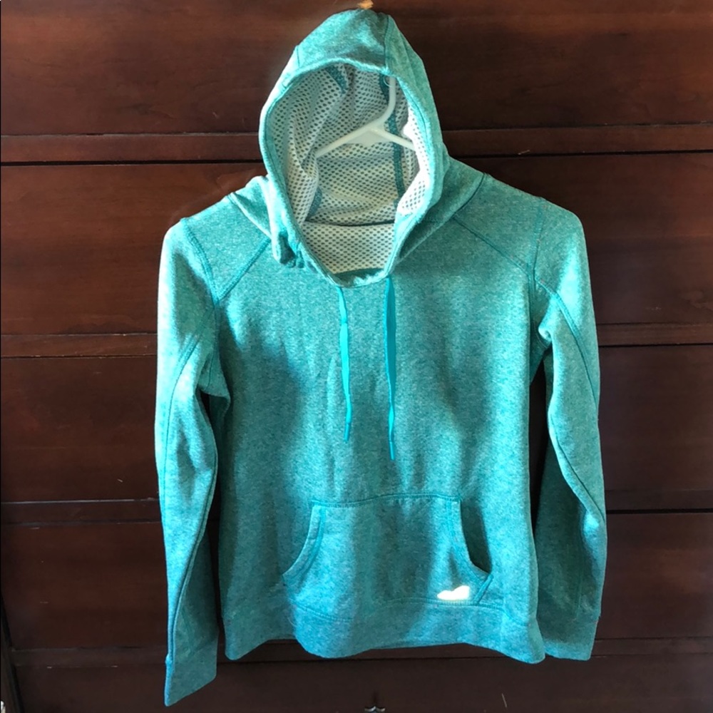 Nice and warm lined Avia sweatshirt.